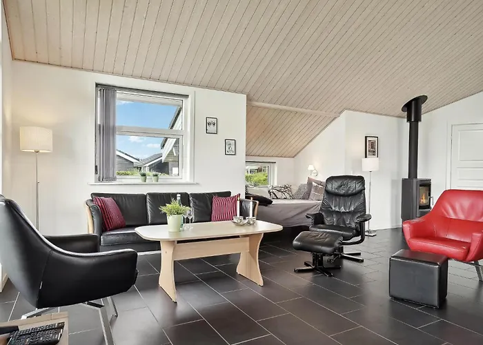 Lovely In With Sauna 別荘 Hadsund