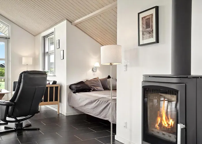 Lovely In With Sauna 別荘